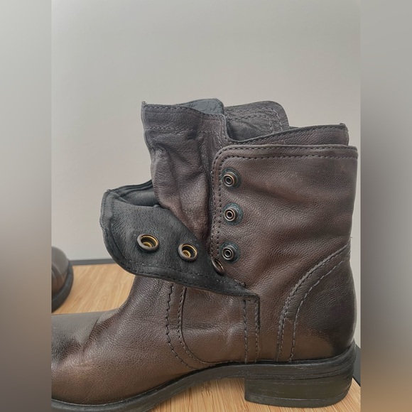 Vera Wang Ozita Leather Layered Brown Moto Boots Women’s Size 6.5 - Picture 9 of 15